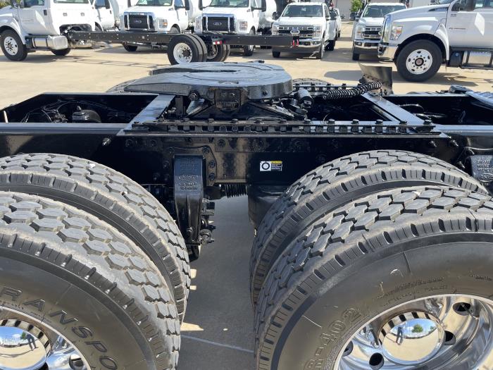 2019 Peterbilt 567-5