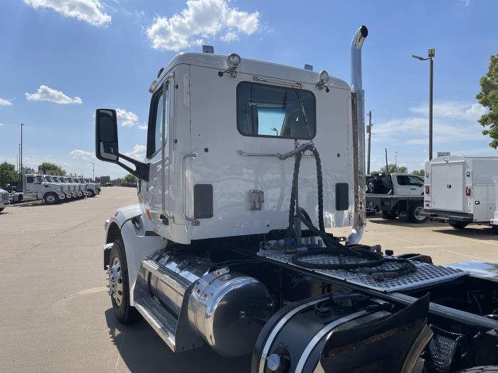2019 Peterbilt 567-12