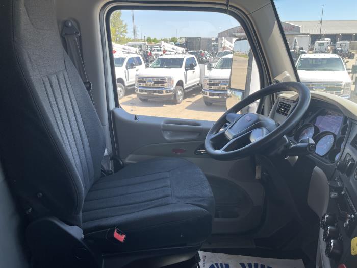 2019 Peterbilt 567-21