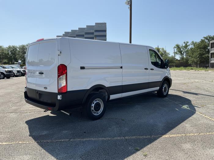 2025 Ford Transit-250-4