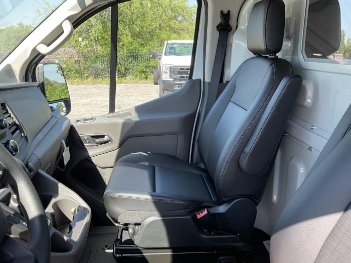 2025 Ford Transit-250-12