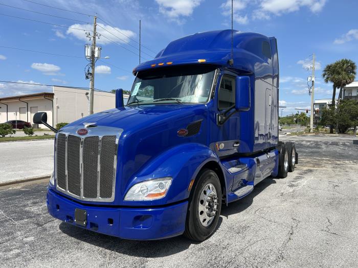 2022 Peterbilt 579-1