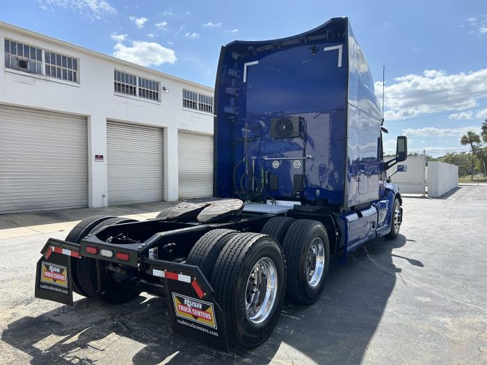 2022 Peterbilt 579-4