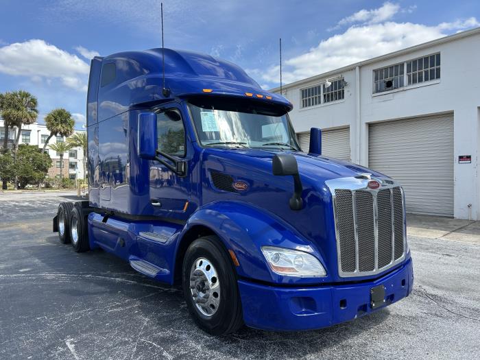 2022 Peterbilt 579-6