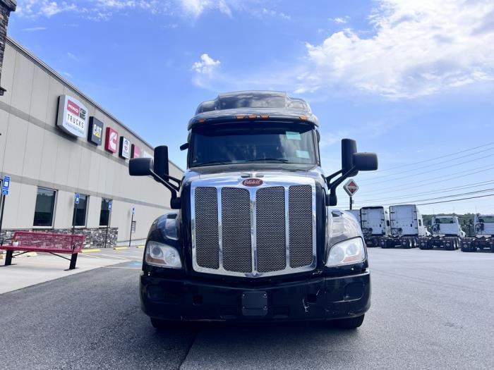 2019 Peterbilt 579-4