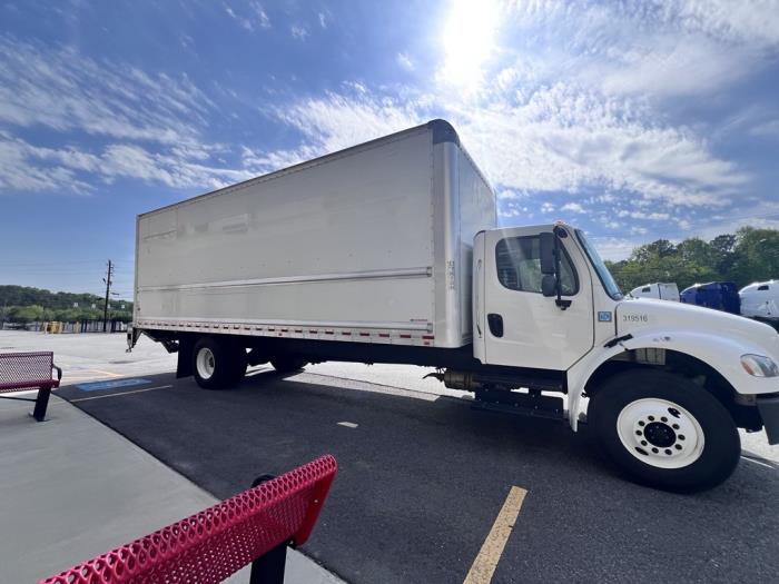2019 Freightliner Business Class M2 106-4