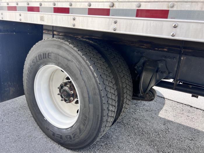 2019 Freightliner Business Class M2 106-5