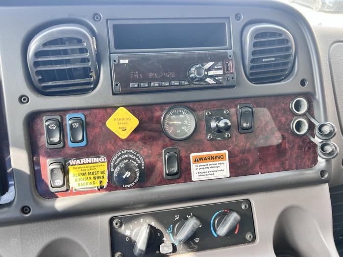 2019 Freightliner Business Class M2 106-12