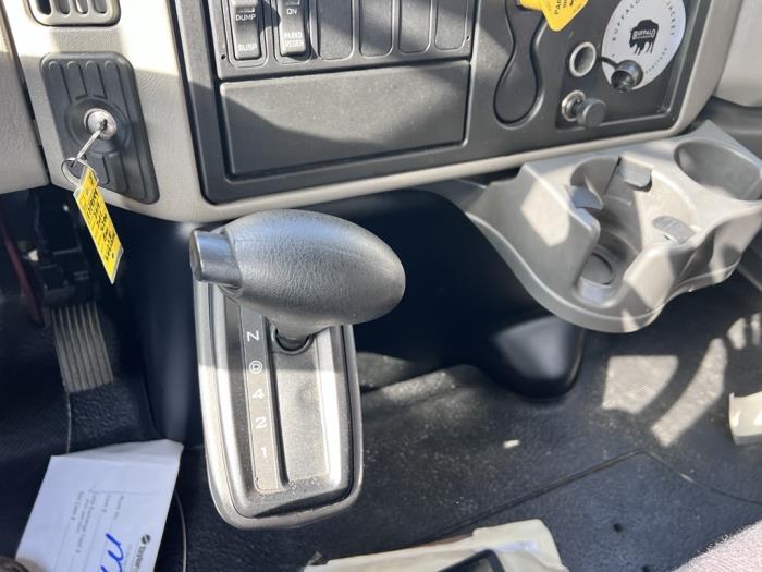 2019 International 4300-8