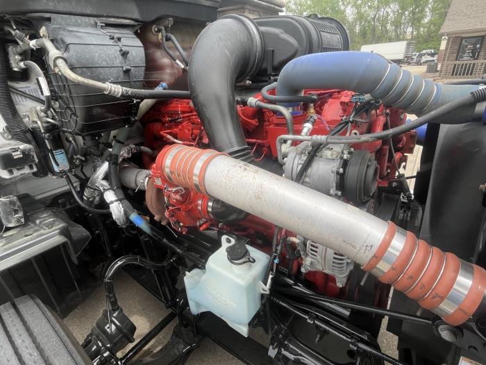 2022 Peterbilt 579-10