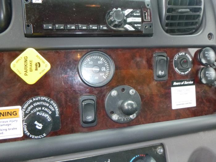 2020 Freightliner Business Class M2 106-21