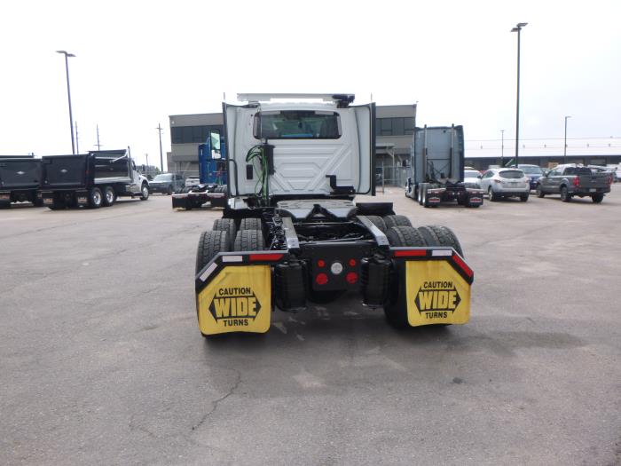 2020 International LT625-6