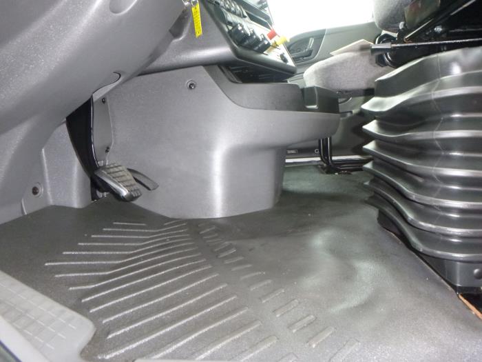 2020 International LT625-16