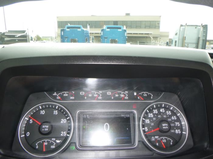 2020 International LT625-18
