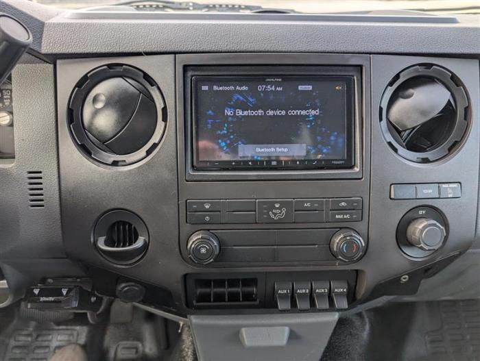 2012 Ford F-550-17