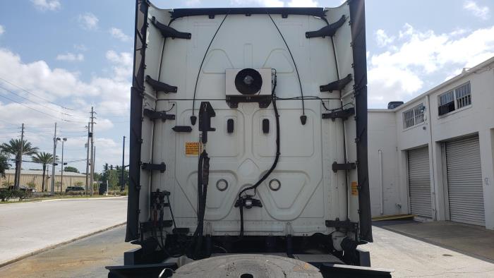 2021 Freightliner Cascadia-37