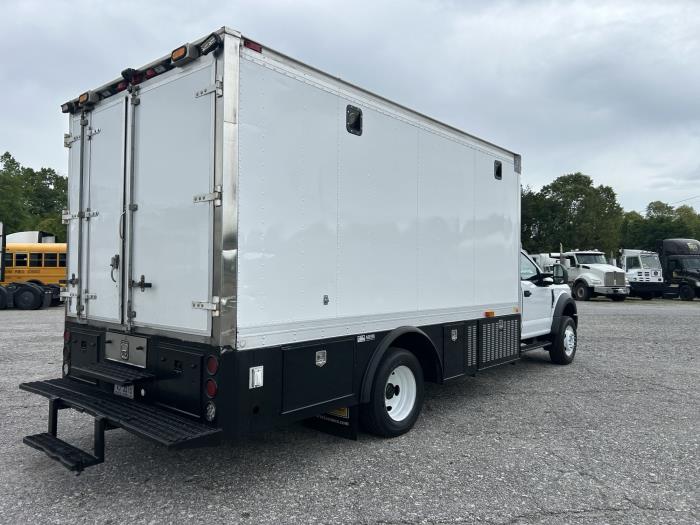 2021 Ford F-600-5