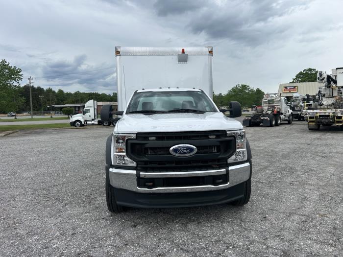 2021 Ford F-600-8