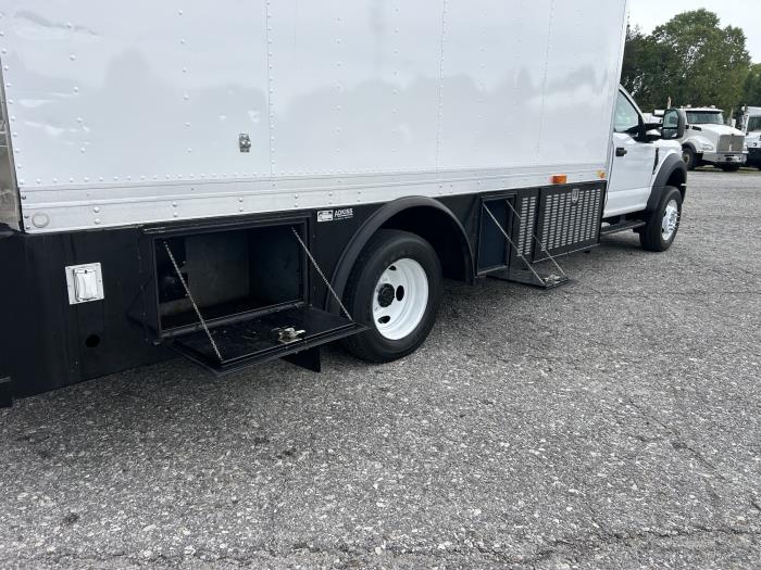 2021 Ford F-600-11