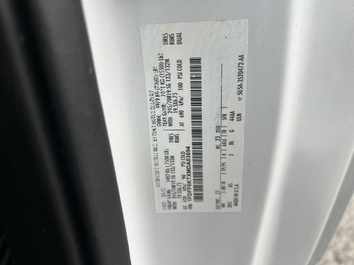 2021 Ford F-600-28