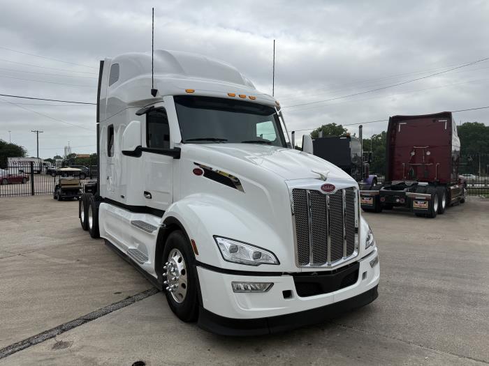 2024 Peterbilt 579-8