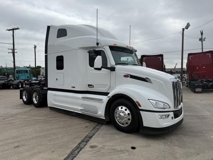 2024 Peterbilt 579-9