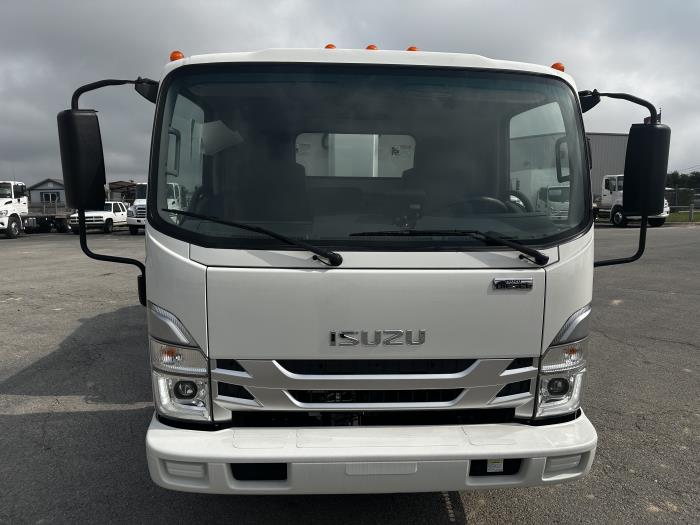 2024 Isuzu NRR-3