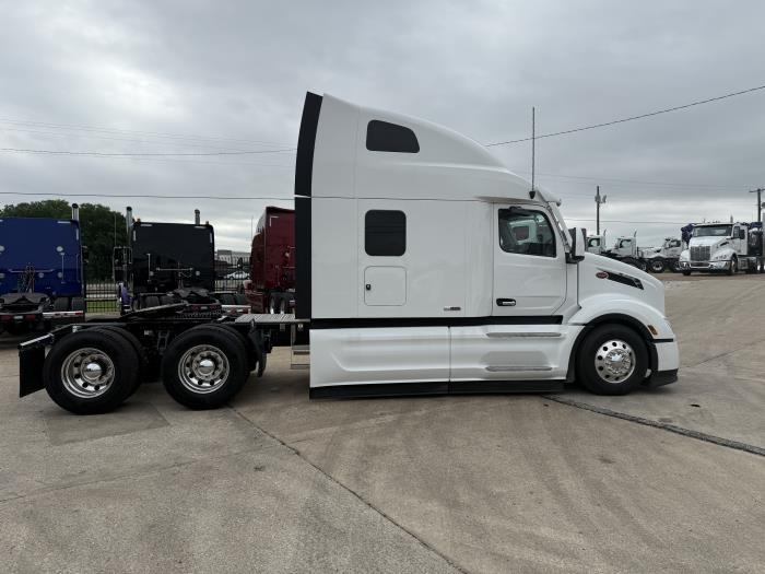 2024 Peterbilt 579-14