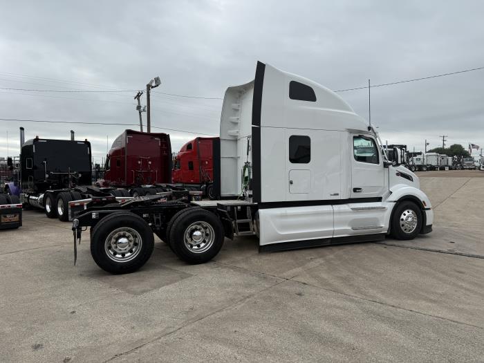 2024 Peterbilt 579-16