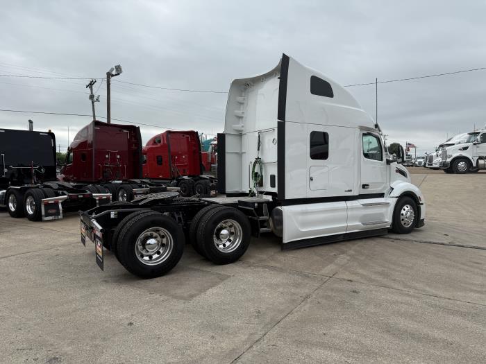 2024 Peterbilt 579-17