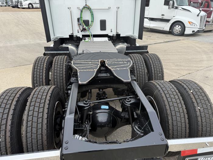 2024 Peterbilt 579-23