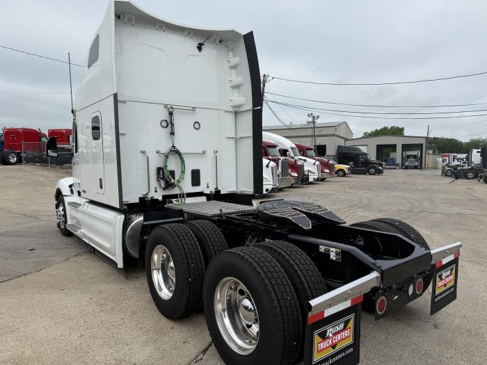 2024 Peterbilt 579-24
