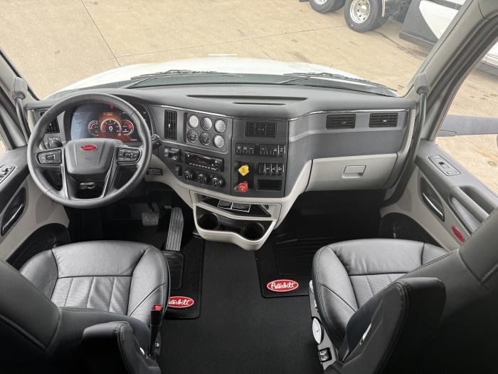 2024 Peterbilt 579-46
