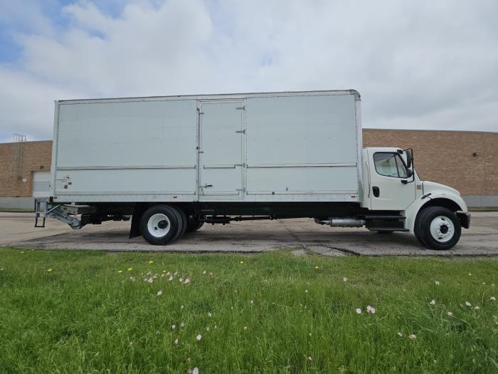 2020 Freightliner Business Class M2 106-7