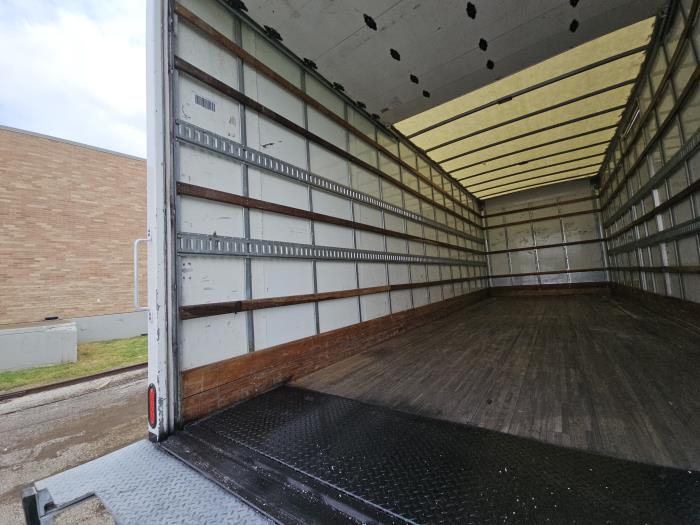 2020 Freightliner Business Class M2 106-15