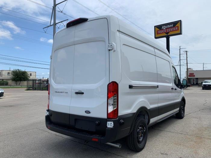 2024 Ford Transit-250-4