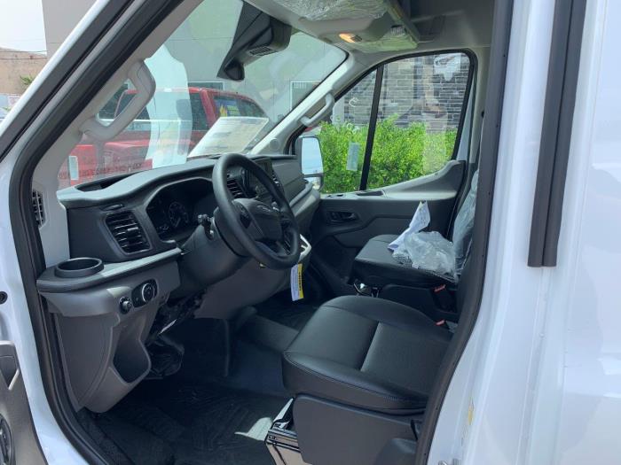 2024 Ford Transit-250-7