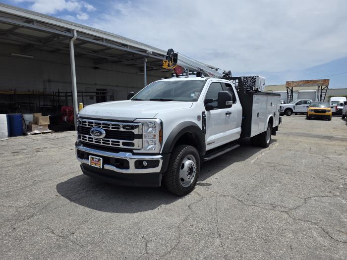2024 Ford F-550-1