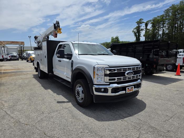 2024 Ford F-550-3