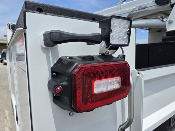 2024 Ford F-550-14