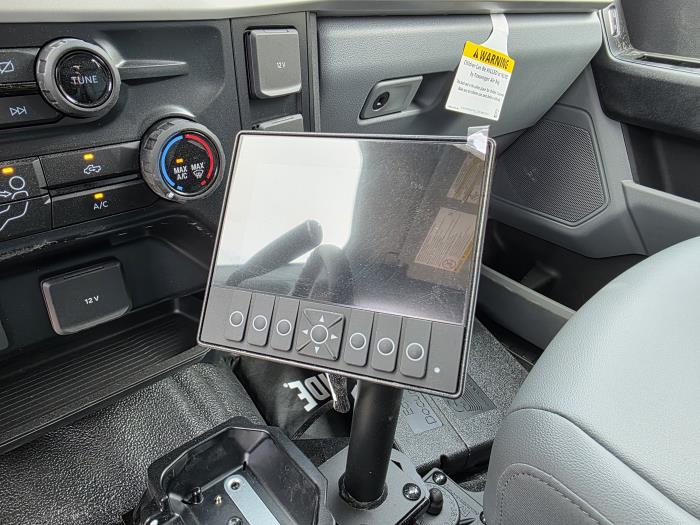 2024 Ford F-550-29