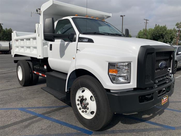 2024 Ford F-650-1