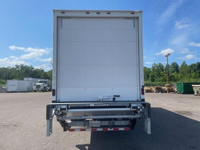 2020 Peterbilt 337-4