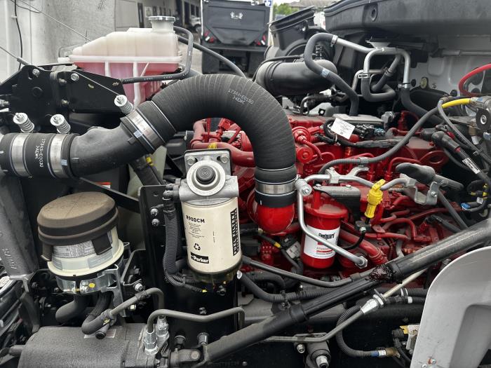 2025 Hino L6-10