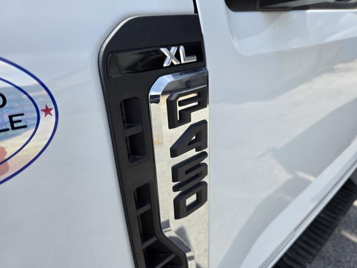 2024 Ford F-450-11
