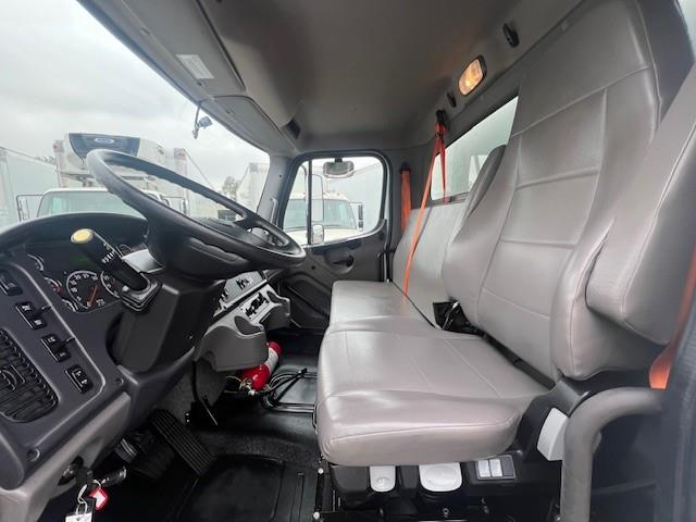 2024 Freightliner Business Class M2 106-9