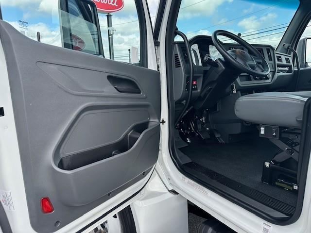 2025 Peterbilt 536-9