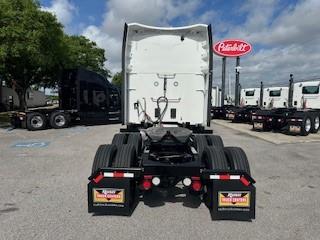 2026 Peterbilt 579-4