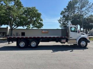 2025 Peterbilt 548-6