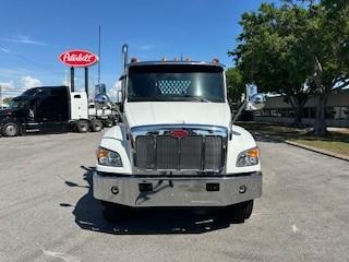 2025 Peterbilt 548-8